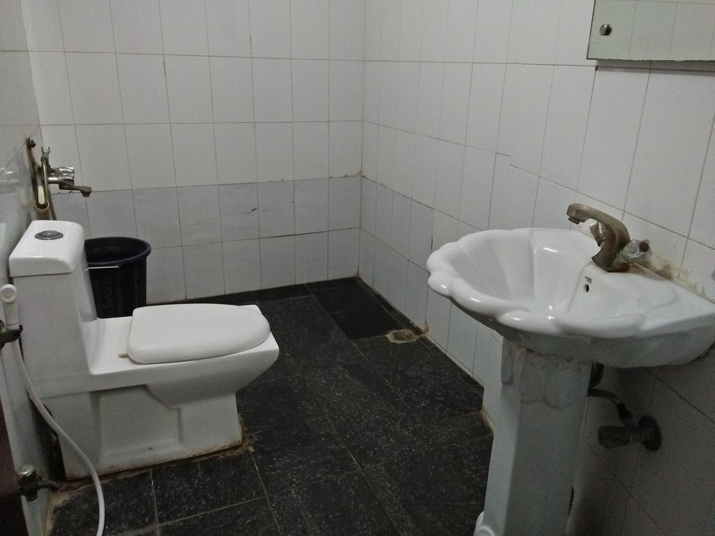 Hotel Zee Агра Экстерьер фото